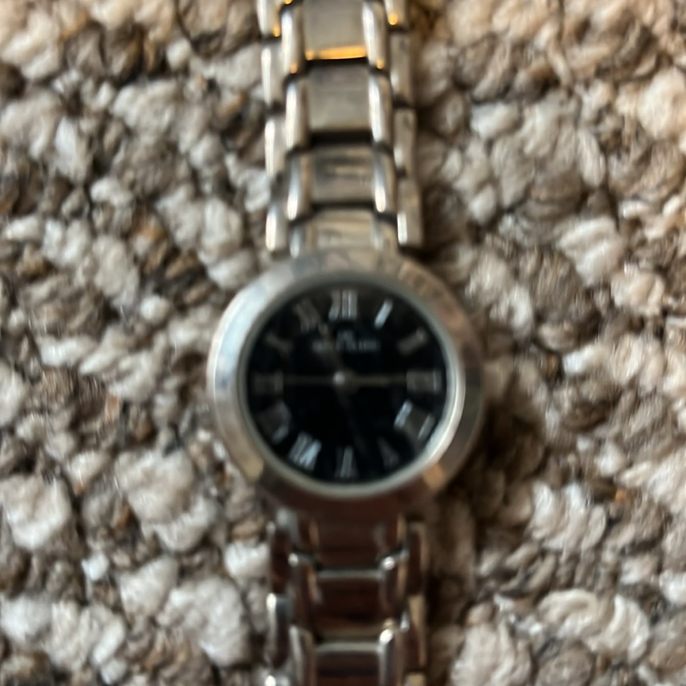 Silver  Watch - Picture 2 of 3